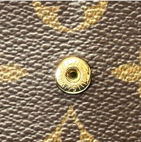 Louis Vuitton Limited Edition Monogram Blooming wallet - Picture 11 of 13